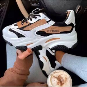 Steve Madden Possession sneakers Size 7.5